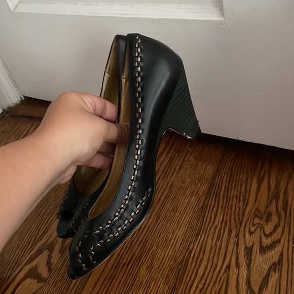 Seychelles Peep Toe Shoes, Black Size 8 - Picture 5 of 6